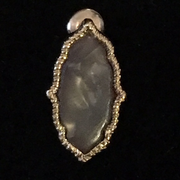 Jewelry - 🌎👂🏼Pearlized Gray Moroccan Post Earrings Jewelry - 🌎👂🏼Pearlized Gray Moroccan Post Earrings