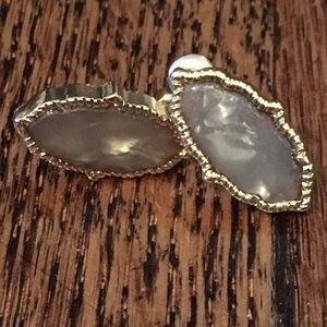 Jewelry - 🌎👂🏼Pearlized Gray Moroccan Post Earrings Jewelry - 🌎👂🏼Pearlized Gray Moroccan Post Earrings