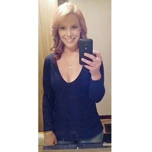 Meet your Posher, Kelli