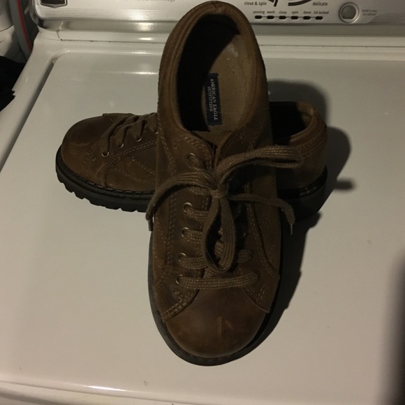 Size 6 American Eagle Outfitters Brown Shoes