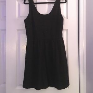 Black Crinkle Casual Dress