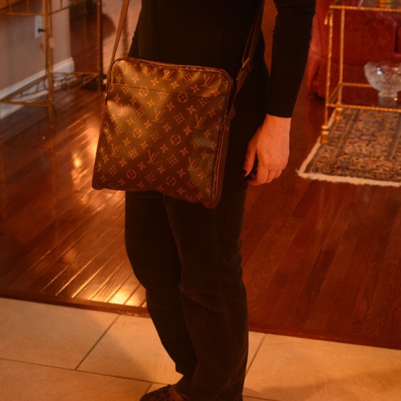 Louis Vuitton Trotteur Beaubourg messenger bag