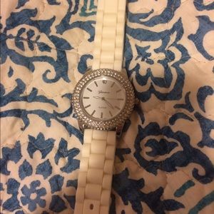 White Geneva platinum stainless steel face