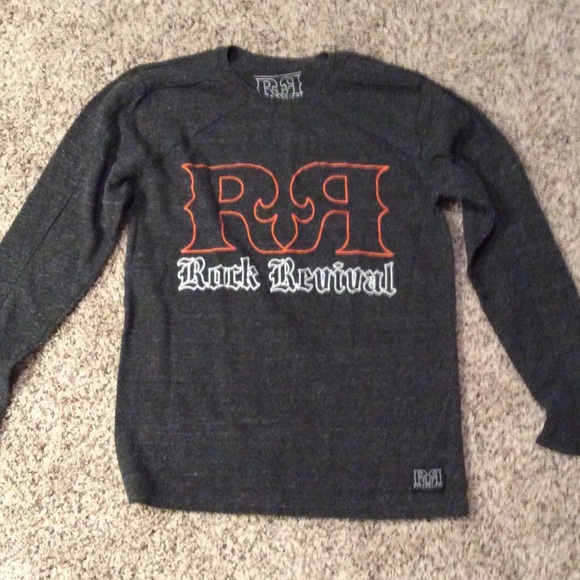Rock Revival long sleeve thermal shirt! 💛