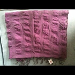 purple scarf