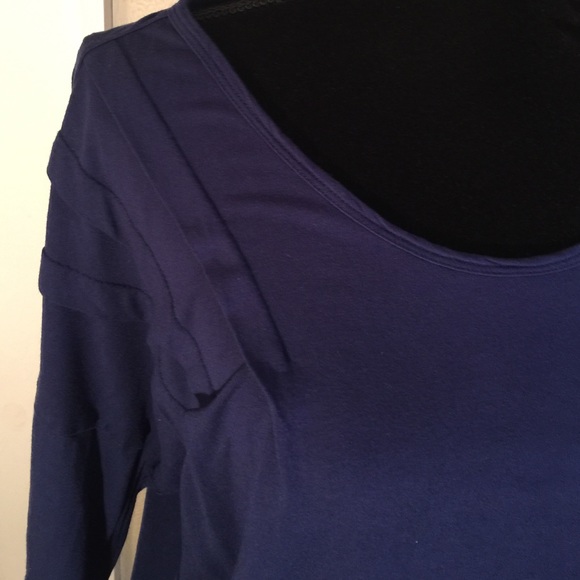 Navy Loose fit, long sleeve top. Large. - Picture 2 of 3