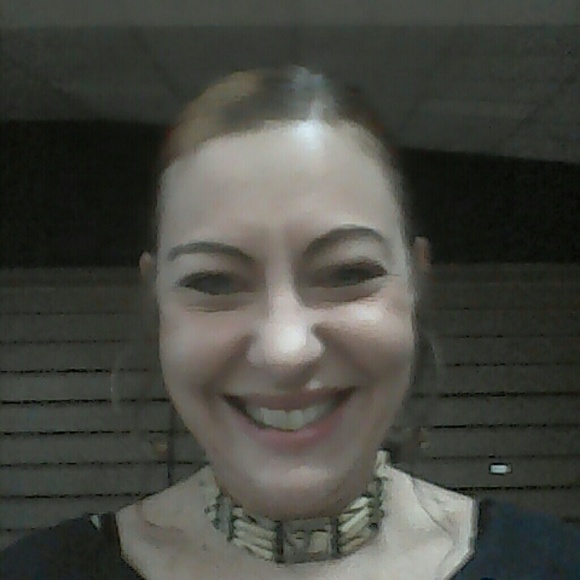 Meet your Posher, Kelly - Picture 2 of 2