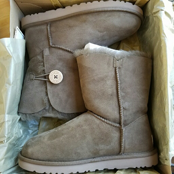 ugg dry leaf ugg dry leaf