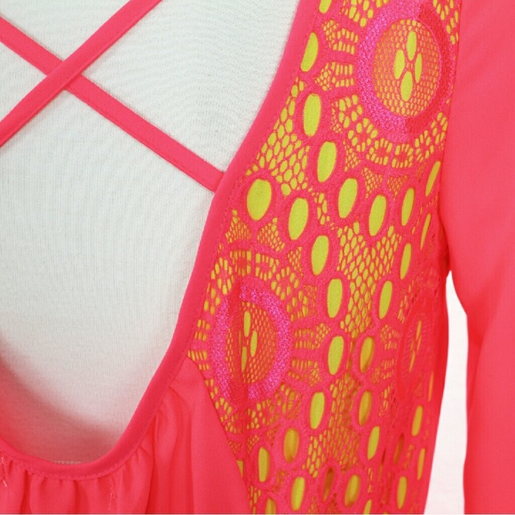 NWT Gianni Bini Embroidered Mini Dress - Picture 4 of 4