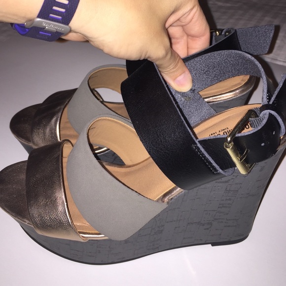 Mossimo wedges 8.5