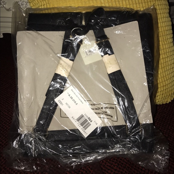 Brand new backpack - Picture 3 of 3