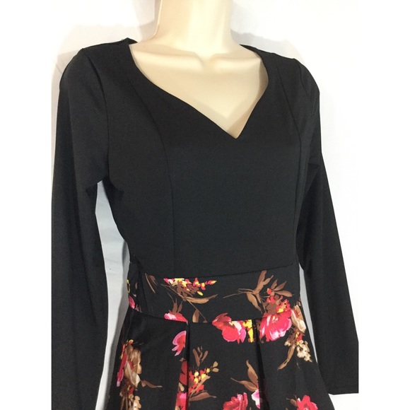 🆕Gorgeous Mini Party Dress - Picture 2 of 4