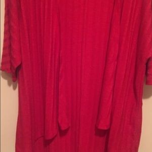 Lularoe red ribbed Lindsay size small NWOT