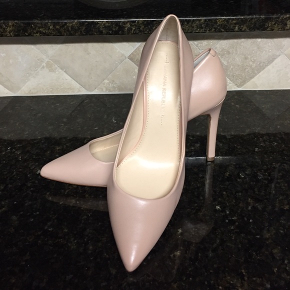 Banana Republic Heels
