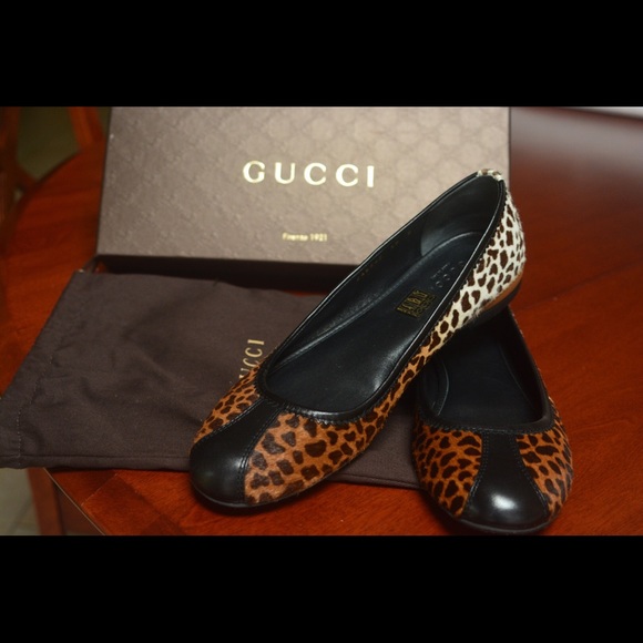 Gucci leopard ballet flats