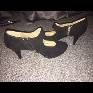 Heels, size 8.5 only worn twice!