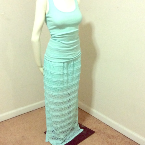 Skirt and tank top - Picture 1 of 2