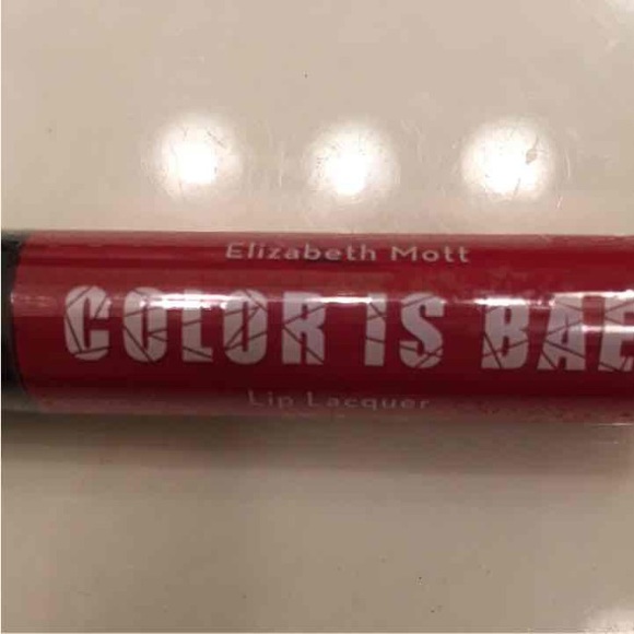 Elizabeth Mott color is bae lip lacquer BRAND NEW!