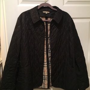 Burberry London Snap Front Quilted Jacket
XL