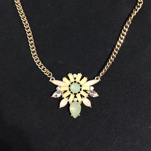 Statement necklace - Picture 1 of 2