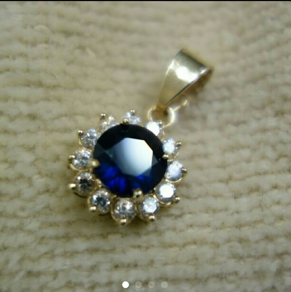 14K Blue Sapphire w / Diamonds Pendant