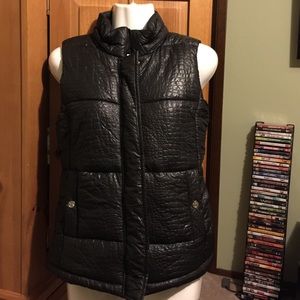 **MICHAEL KORS**puffer vest**