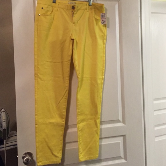 Celebrity pink yellow skinny jeans *Brand New*