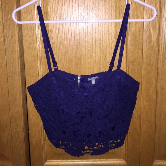 Charlotte Russe Tops - NWOT Charlotte Russe Lace Crop Top