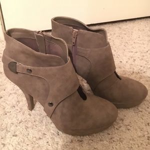 Dark beige high-heeled booties
