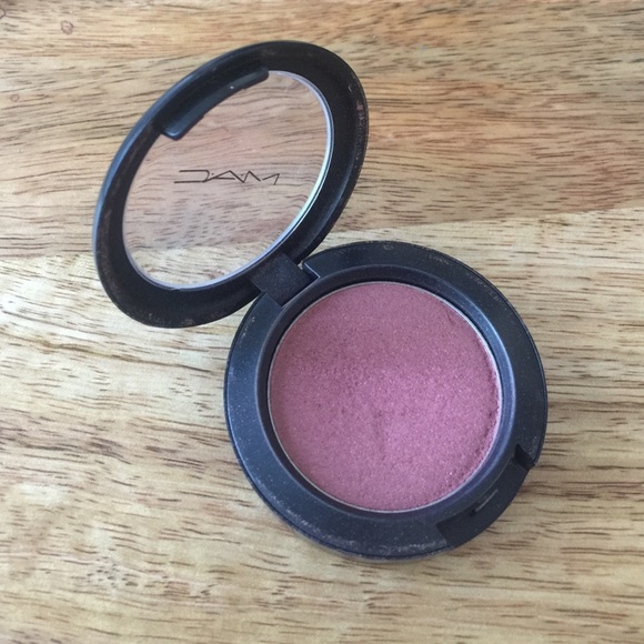 Mac blush