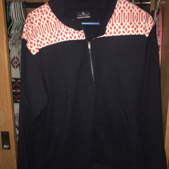 Size L Simply Southern half zip up.
