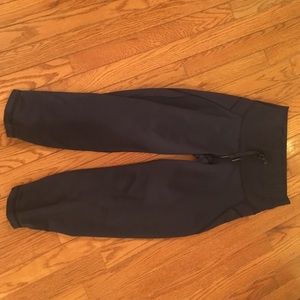 Lululemon navy jogger style pants size 6