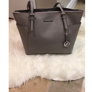 Michael Kors Tote