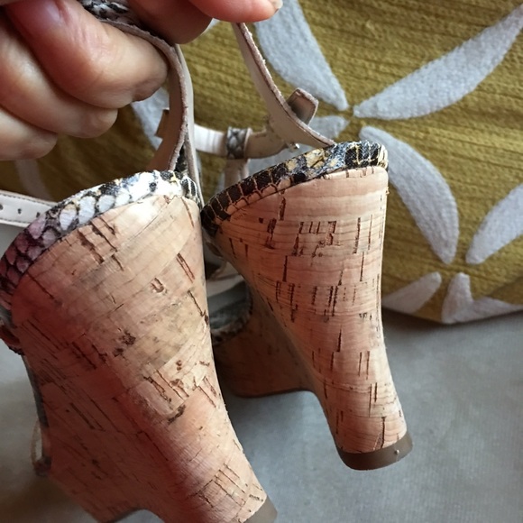 Franco Sarto sandals - Picture 2 of 3