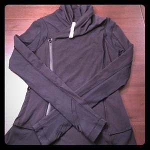 Lululemon black jacket