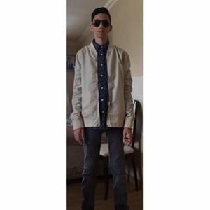 Meet your Posher, Adham
