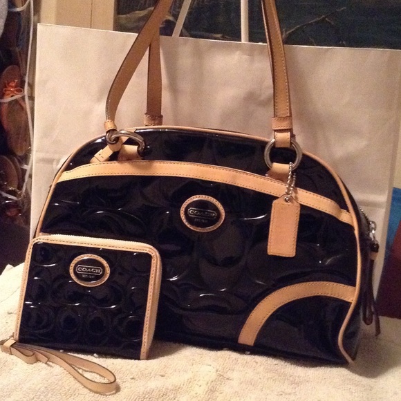 Gorgeous Coach patent leather bag.
