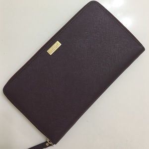 BNWT Kate Spade Large Travel Passport Wallet