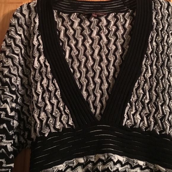 GORGEOUS Adrienne Vittadini sweater size large - Picture 3 of 4