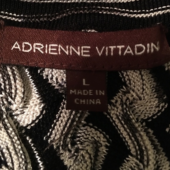 GORGEOUS Adrienne Vittadini sweater size large - Picture 4 of 4
