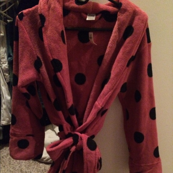 Brand new PINK robe. Pink with black dots.
