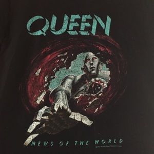 Queen band t-shirt