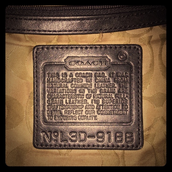 COACH BLACK LEATHER MEDIUM CROSSBODY
