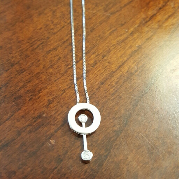 14k White Gold Pendulum Pendant