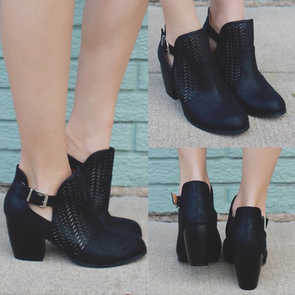 Bellanblue Shoes - KIRA chic cut out bootie - BLACK Bellanblue Shoes - KIRA chic cut out bootie - BLACK