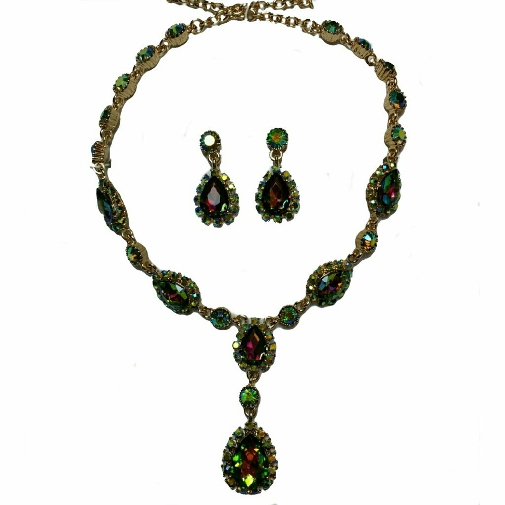 Stunning Statement Necklace & Earring Set