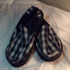 Sanuk slip on