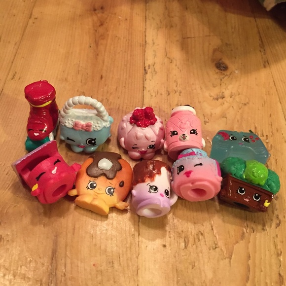 9shopkins 1-ultra rare Eletro glo