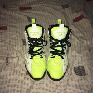 White yelow and black reebook kamikaze