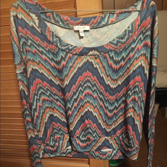 Delia's wavy stripe crop top